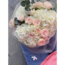 Пополняем летнюю коллекцию букетов Mania Fiori 2025