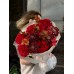 Букет №223 из французских роз и сортовой хризантемы Bigoudi Red с эвкалиптом
