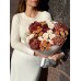 Букет №228 из кустовых пионовидных роз и сортовой хризантемы Bigoudi Red 
