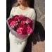 Букет №230 из садовой малиновой и красной пионовидной кустовой розы с эвкалиптом в элегантной упаковке