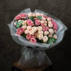 Букет №16 из 17 шт пионовидной кустовой розы микс 