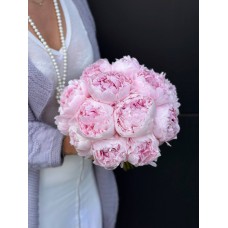 Букет №169 - Букет невесты из розовых пионов Sarah Bernhardt