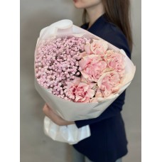 Букет №192 - Букет из нежных роз и гипсофилы для романтичного повода 