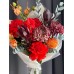 Букет №256 с хризантемами, розами, георгином, лилиями, гладиолусом, леукадендроном и эвкалиптом